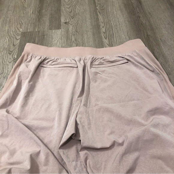 Athleta Brooklyn Ankle Pant Cropped Blush Pink Floral Texture Women’s 18 - Picture 5 of 8
